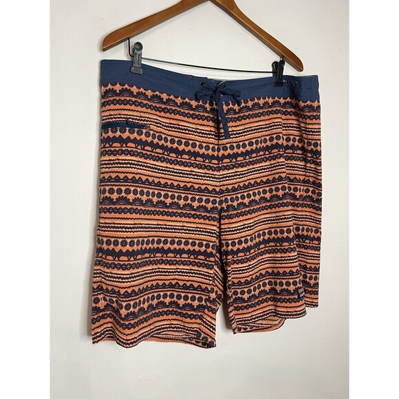 Patagonia Wavefarer Board Shorts Mens Medium Orange Blue Print Swim Trunk 10" - Picture 2 of 7